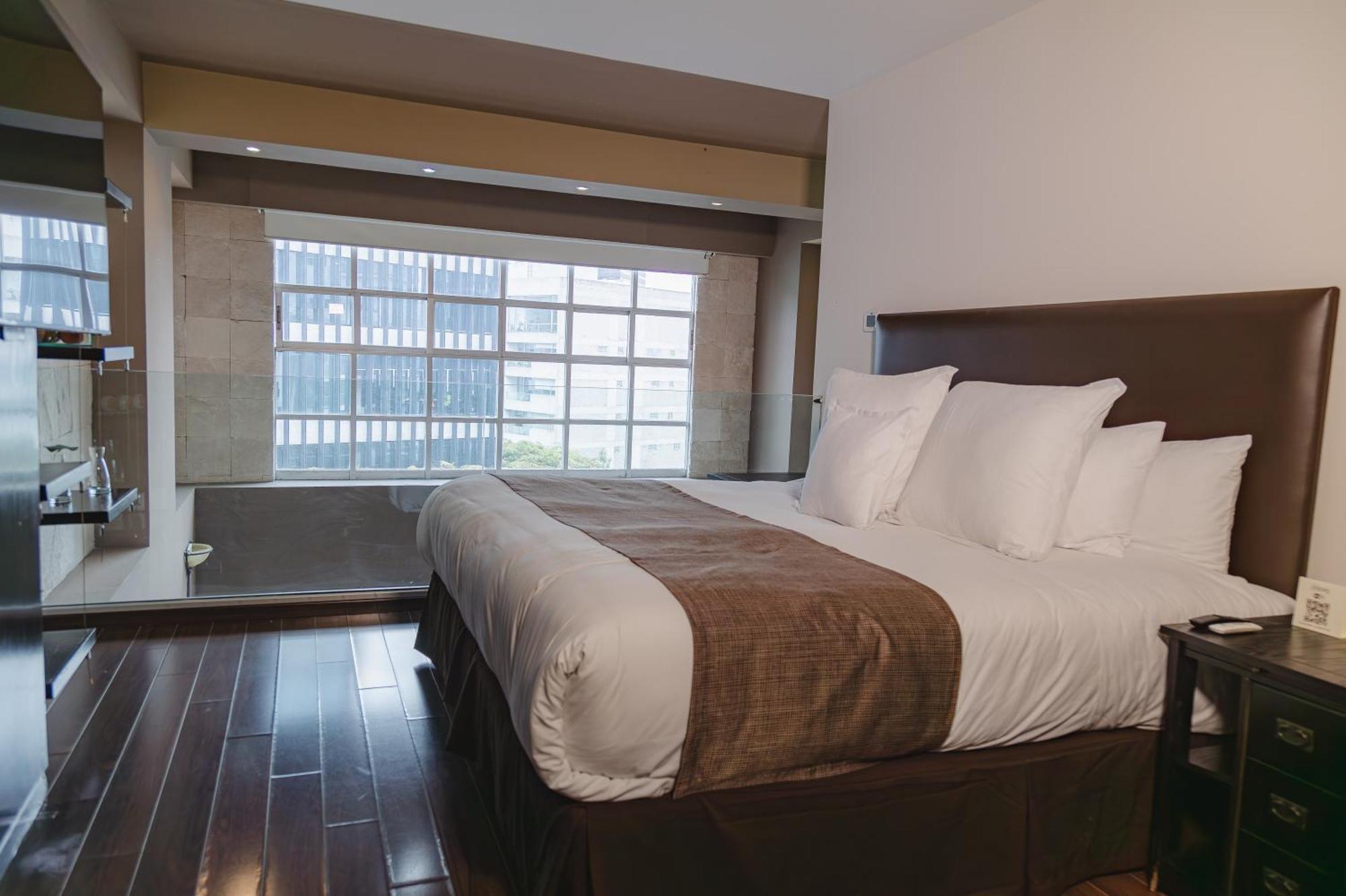 St Isidro Suites Corporate Housing Spa & Wellness Center Mexico By Eksteriør billede